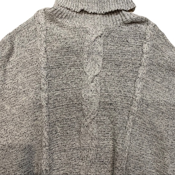 Jack by BB Dakota Keandre Oversized Cotton Turtleneck Poncho Sweater XS - Picture 5 of 12